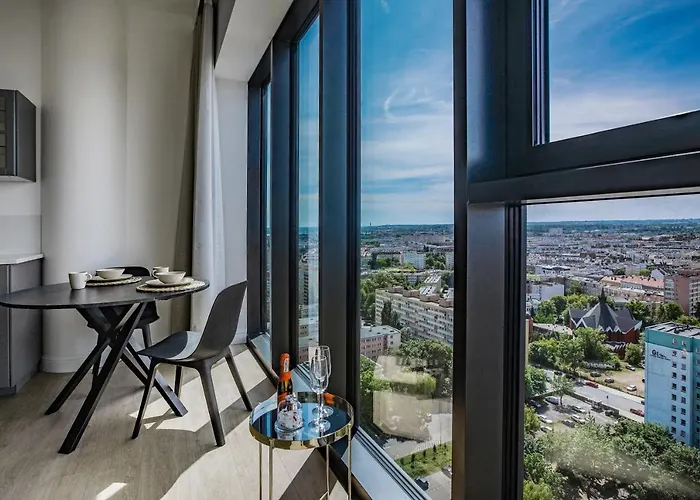 Hanza Tower