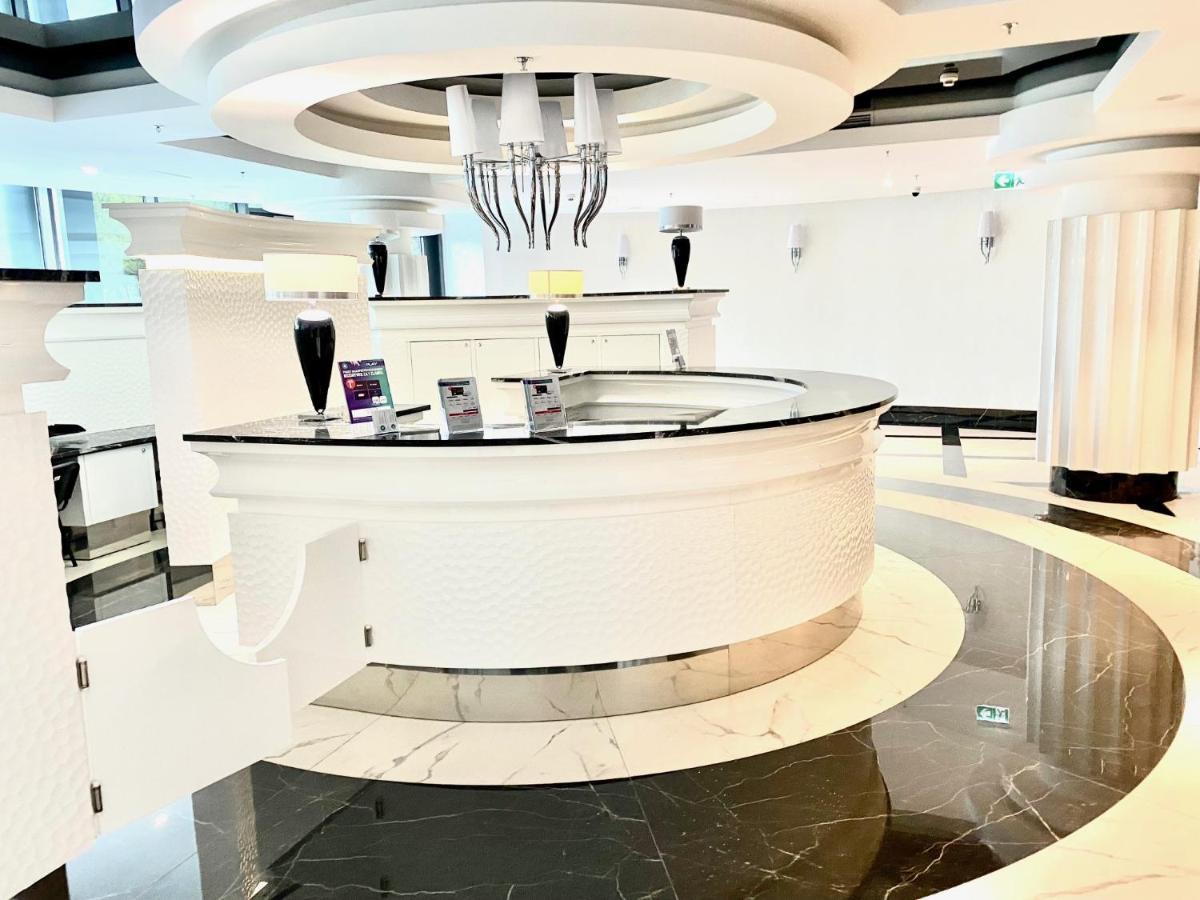 Hanza Tower Appartamento